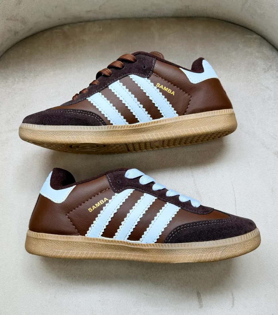 Tênis adidas