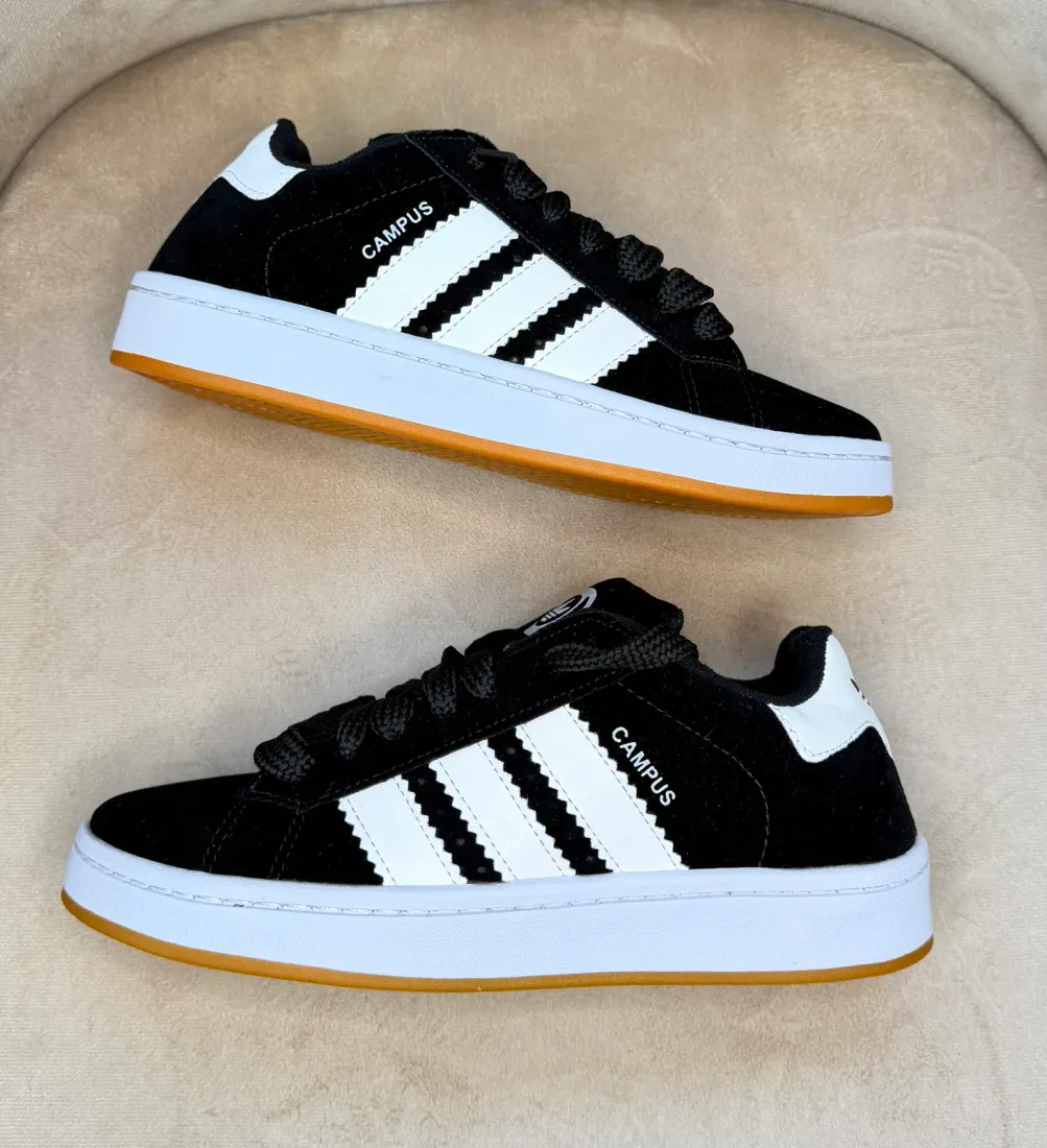 Tênis adidas