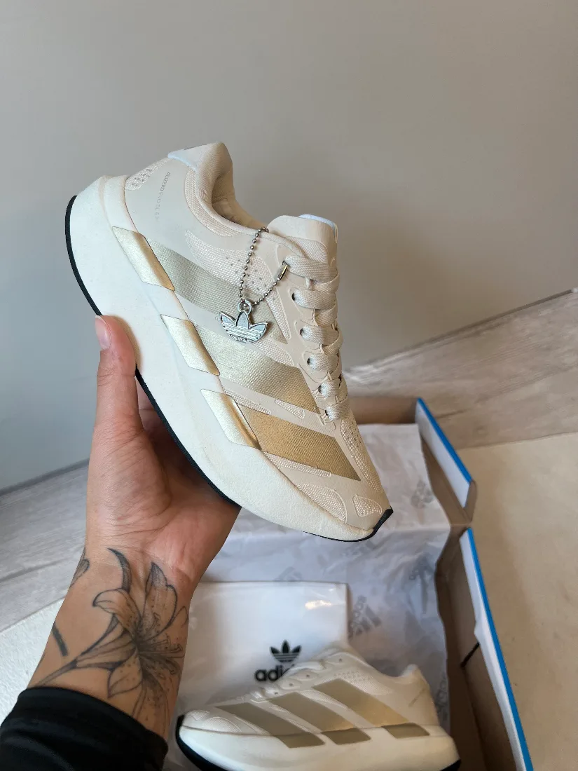 Tênis Addidas