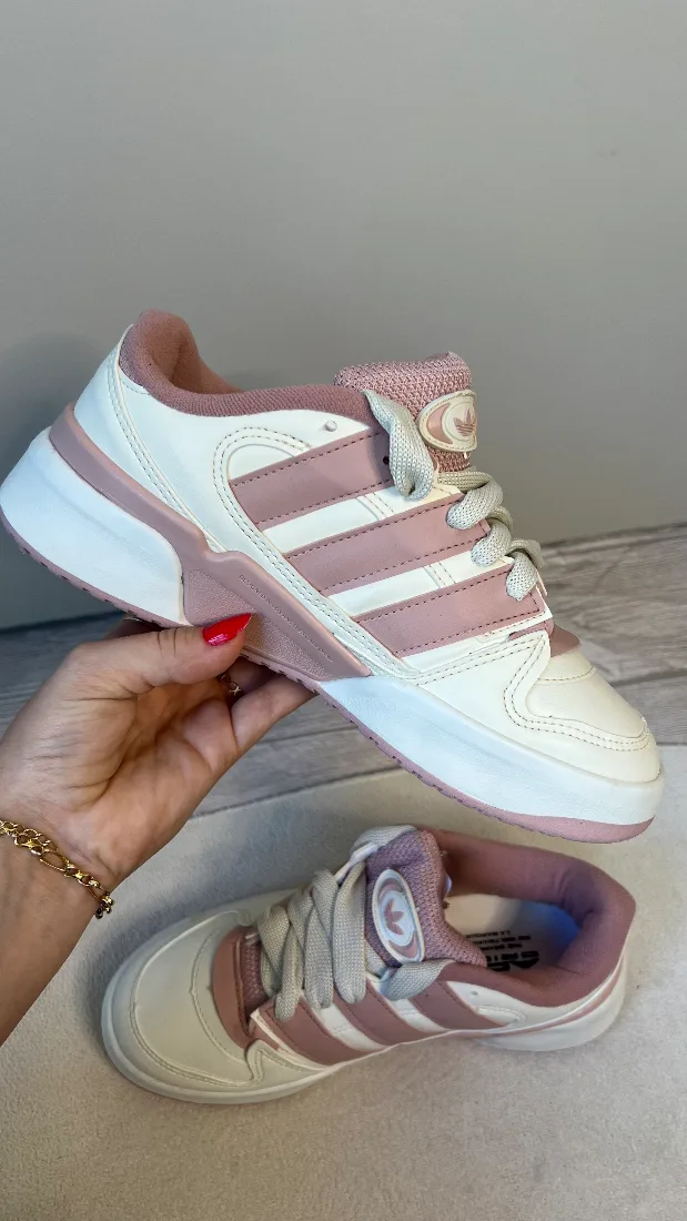 Tênis Addidas