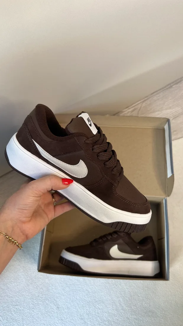 Tênis Nike