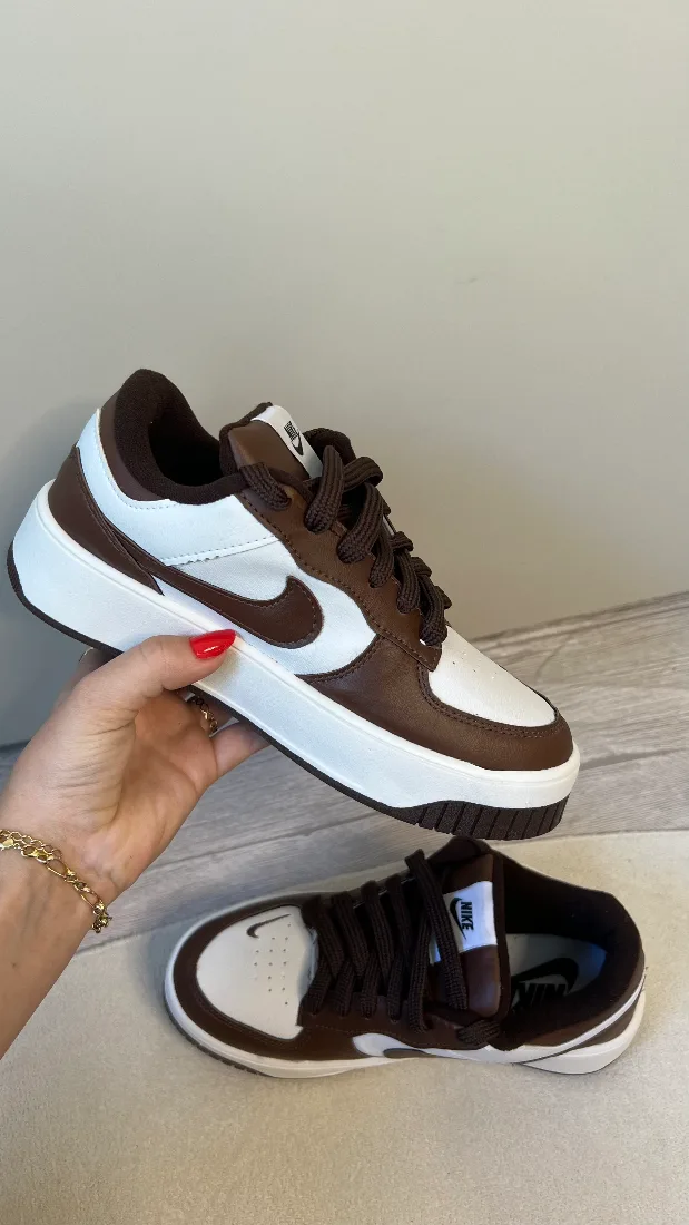 Tênis Nike