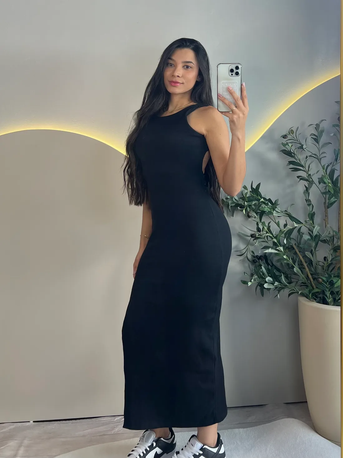 Vestido Preto Midi